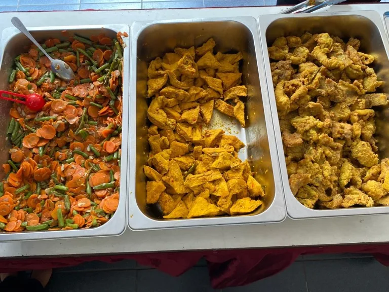 SPPG Polri Pejaten Mulai Terapkan Menu MBG Prasmanan