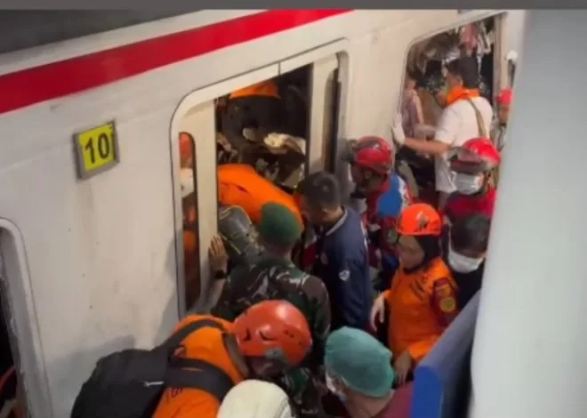 Evakuasi di Stasiun Bekasi Terus Berlanjut, 3 Korban Masih Terjepit di Gerbong KRL