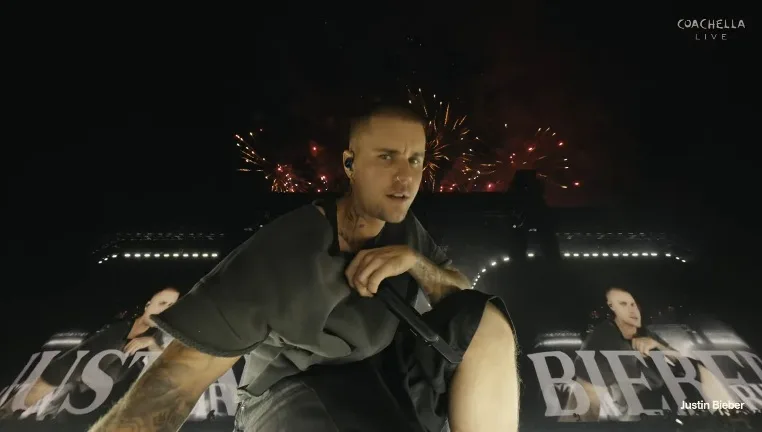 Justin Bieber Comeback di Coachella, Ajak Penonton Nostalgia Lewat Lagu-Lagu Hits