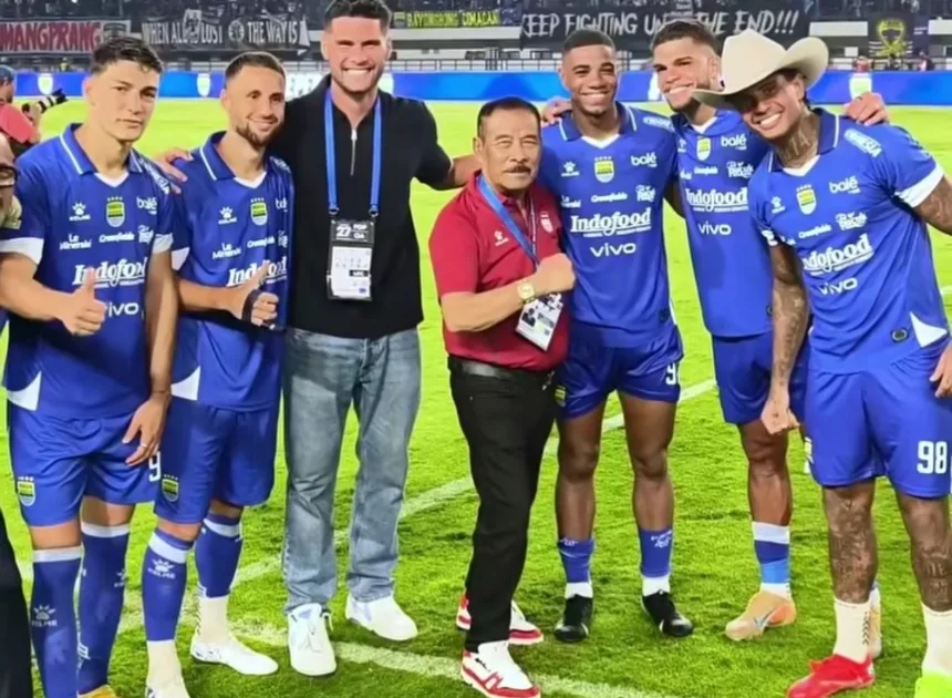 Persib Kokoh di Puncak Usai Tekuk Bali United 3-2