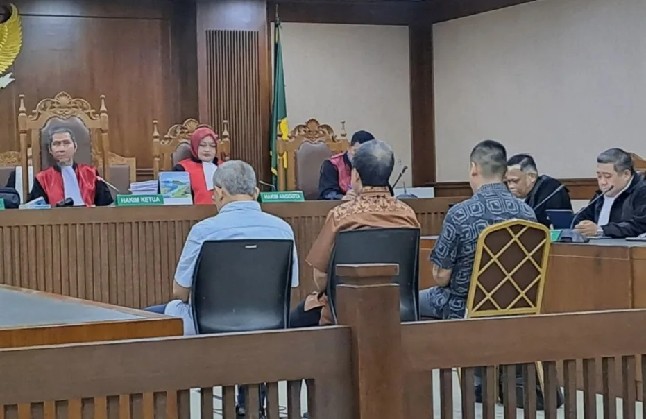 3 Terdakwa Korupsi Minyak Mentah Dituntut 8-14 Tahun Penjara