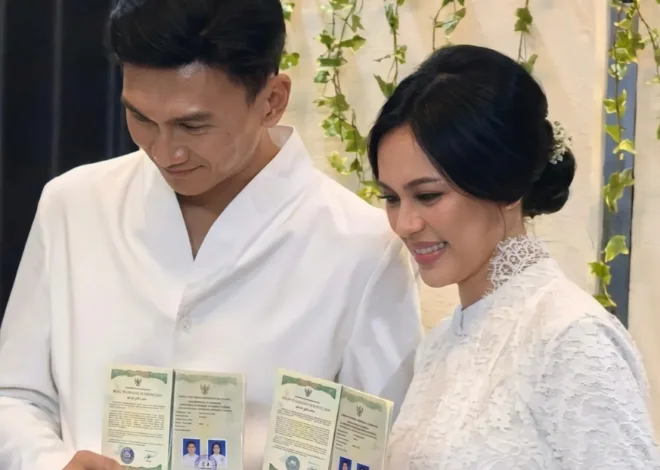 Ucapkan Ijab Kabul Hari Ini, Anji Resmi Menikahi Desmiliana Ariyana