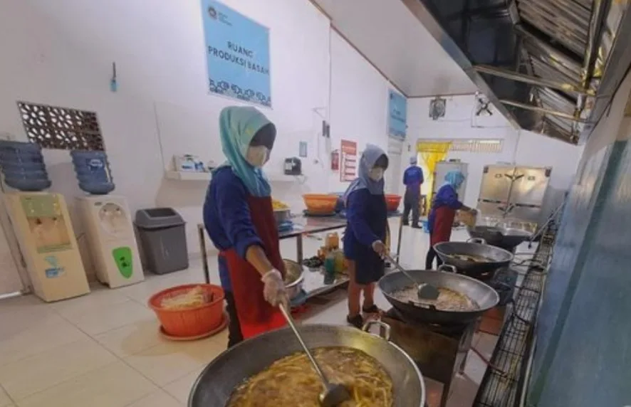 BGN Lapor 20 SPPG di NTT-NTB Terdampak Kelangkaan Elpiji, Pertamina Patra Niaga Gerak Cepat Isi Pasokan