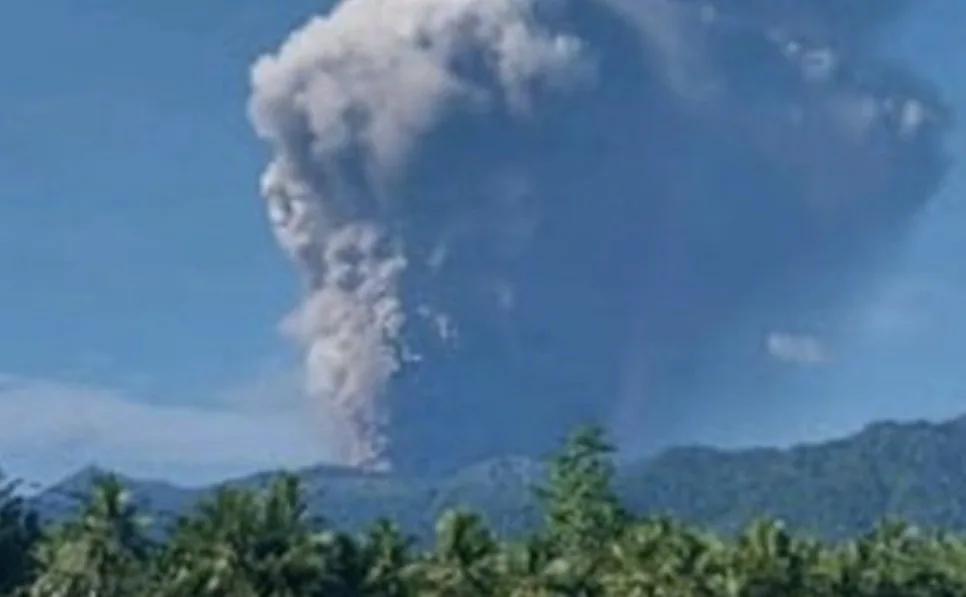 5 Pendaki Luka-Luka Menyusul Erupsi Gunung Api Dukono Halmahera Utara