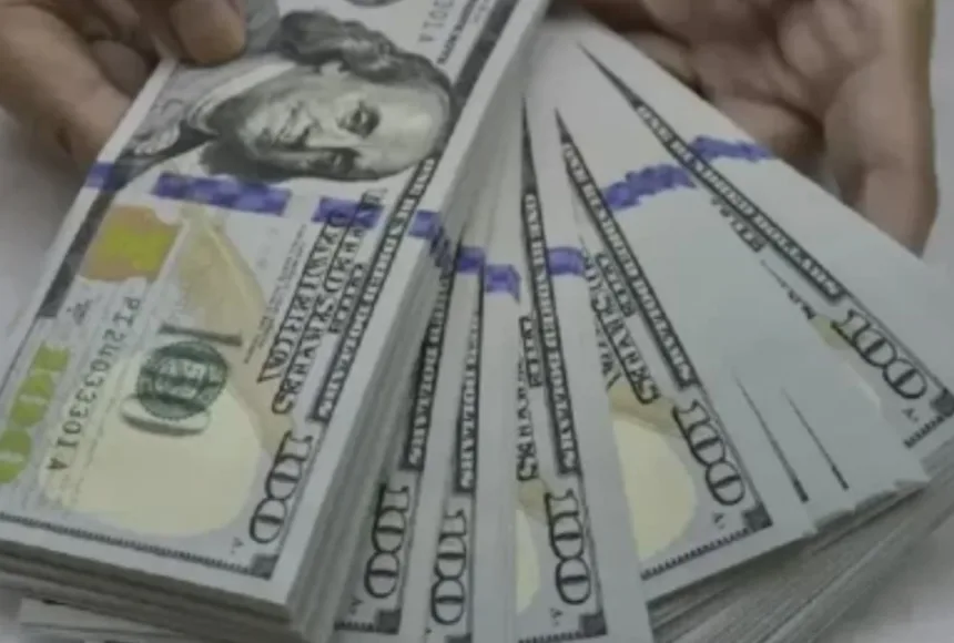 Rupiah Drop Parah Di Pembukaan Perdagangan Tembus Rp17.426 Per Dolar AS