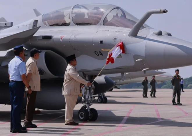 Presiden Prabowo Serahkan 6 Pesawat Rafale Hingga Misil ke TNI