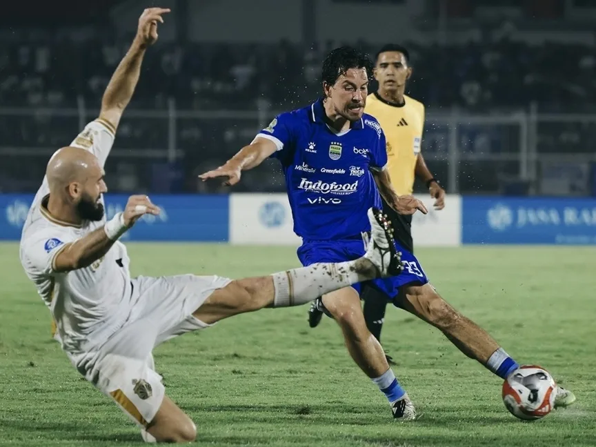 Persib Bandung Remontada, Bekuk Bhayangkara FC 4-2 dan Rebut Kembali Puncak Klasemen