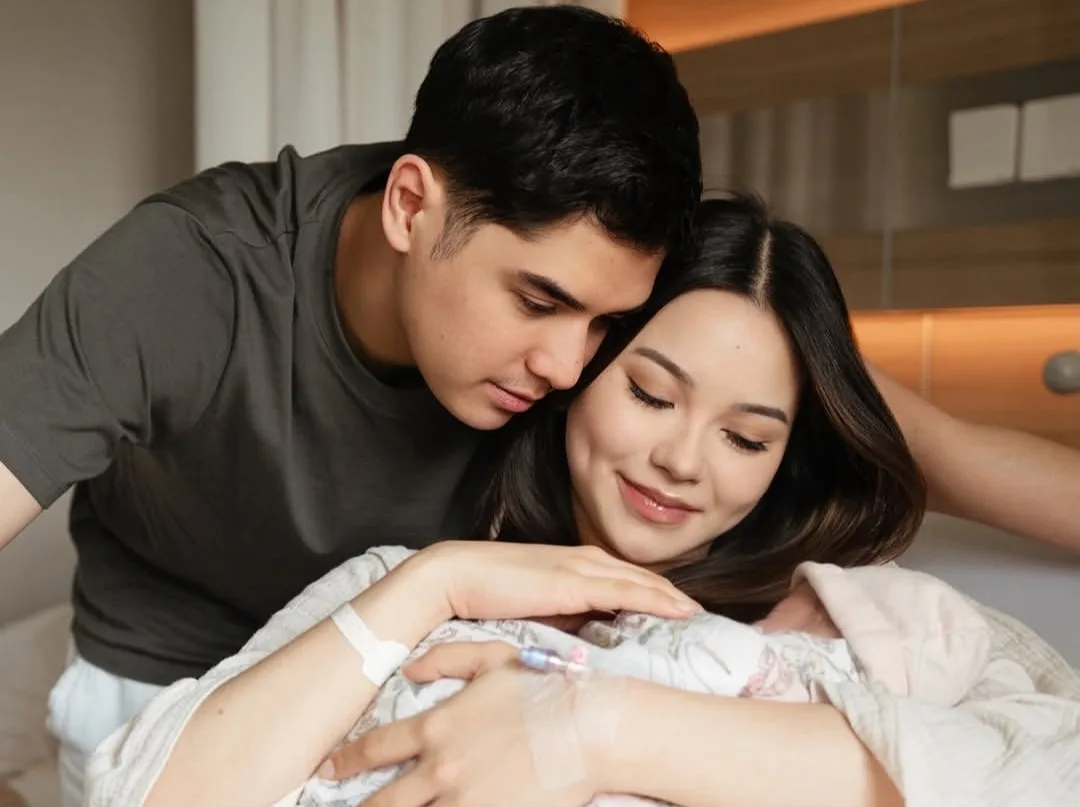 Al Ghazali dan Alyssa Daguise Umumkan Kelahiran Anak Pertama: Soleil Zephora Ghazali