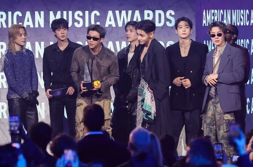 BTS Incar Grammy dan Panggung Piala Dunia 2026 Usai Borong Penghargaan di AMAs