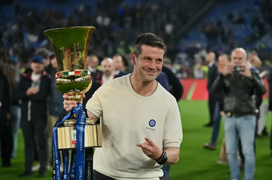 Inter Milan Ikat Kontrak Cristian Chivu Hingga 2028