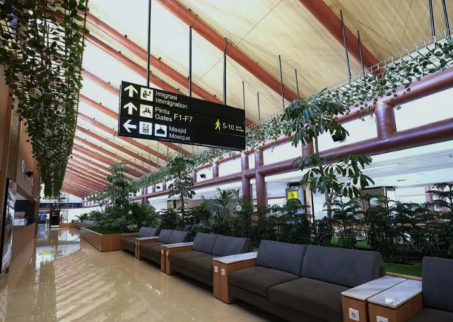 Jamaah Umrah Lewat Terminal 2F Soetta Per 1 Juli
