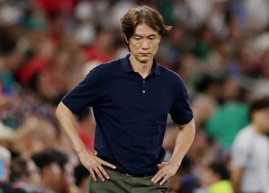 Gagal Total, Hong Myung-bo Mundur Dari Kursi Pelatih Korea Selatan