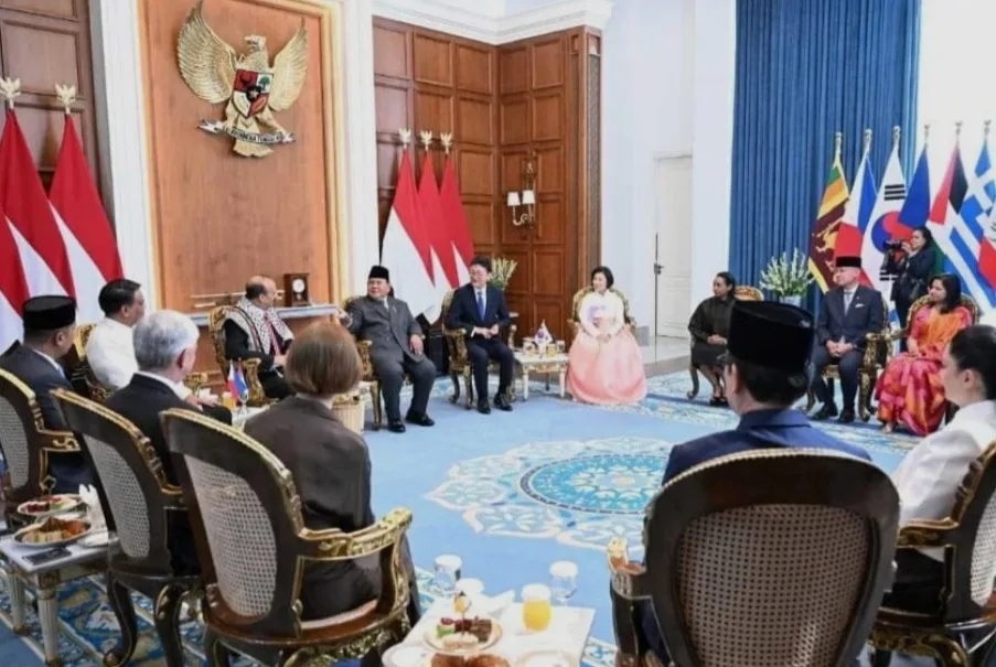 Usai Disentil Dino Pati Djalal, Prabowo Terima Surat Kredensial 8 Dubes