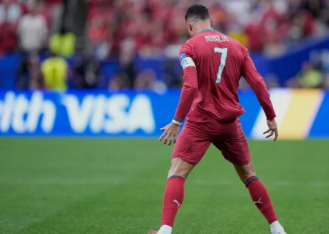 Portugal Gilas Uzbekistan, 2 Gol Ronaldo Bikin Rekor Piala Dunia Lagi