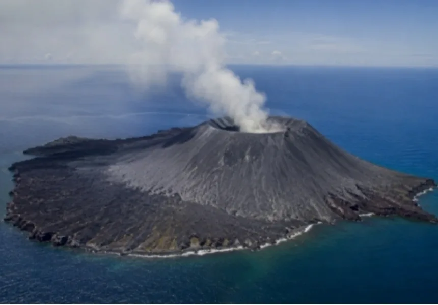 Status Gunung Anak Krakatau Jadi Level Waspada