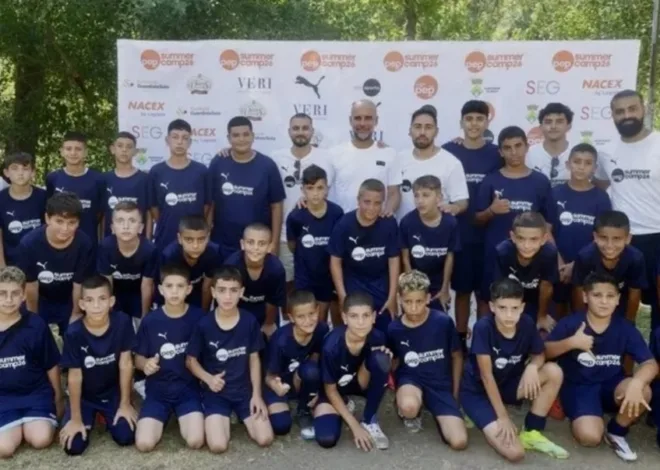 Tolak Italia, Pep Guardiola Malah Pilih Latih Anak-Anak Palestina Di Summer Camp