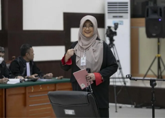 Sidang Perdana Ijazah Palsu Jokowi, Dokter Tifa Tolak Tawaran Restorative Justice