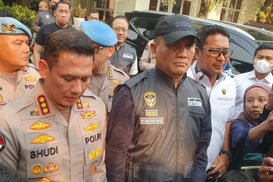 Korupsi Batu Bara PLTU, Kortas Tipidkor Geledah Cafe de’Clan dan Money Changer, Milik Jampidsus?