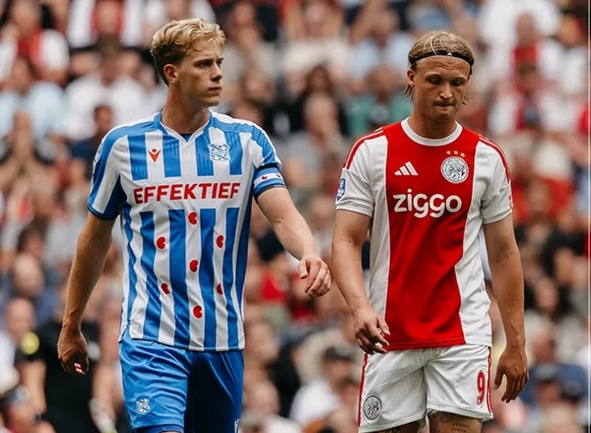 Ajax Ditahan Imbang Heerenveen 2-2 di Laga Kandang Perdana