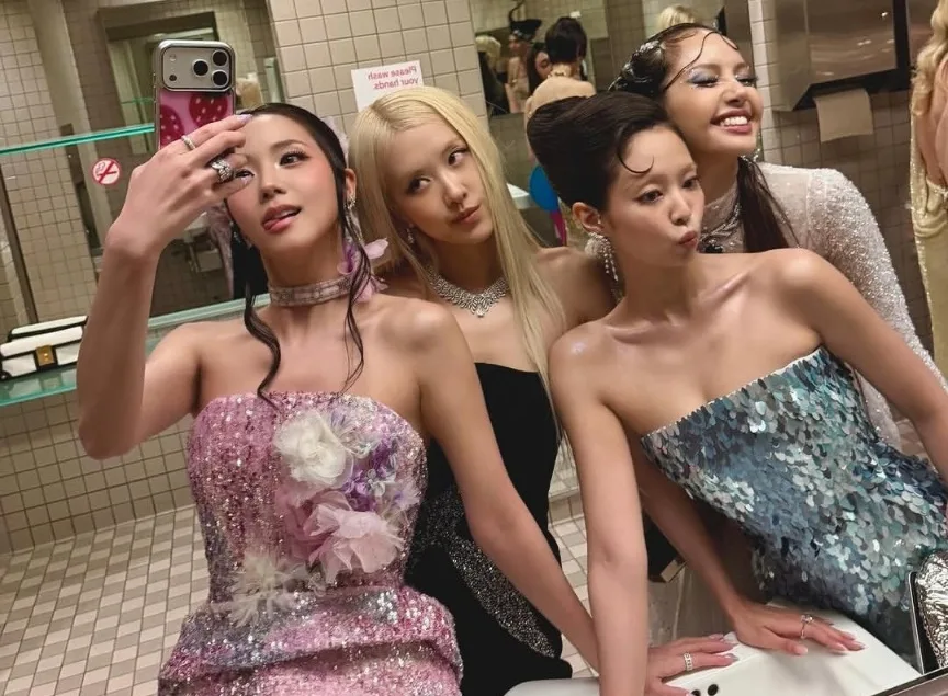 BLACKPINK Rayakan Ultah ke-10, 4 Member Hadir tapi Cuma 40 Penggemar yang Diundang