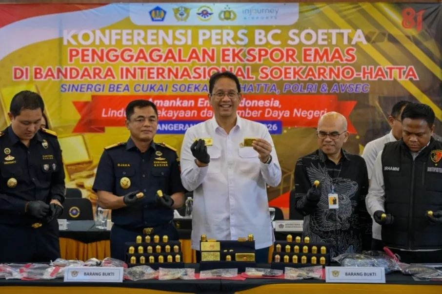 23Kg Emas Diselundupkan, Pelaku WNA China