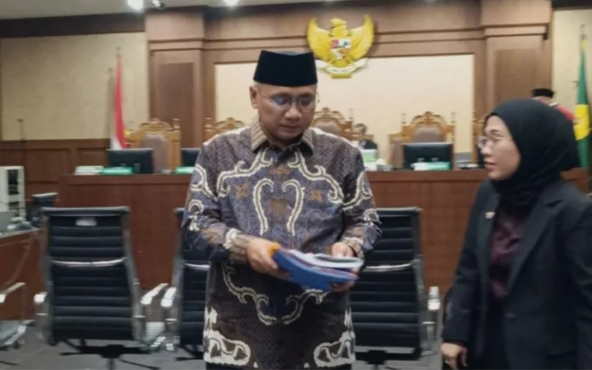 Eks Menag Yaqut Pengen Jadi Tahanan Rumah, Hakim Tolak
