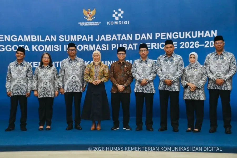 Menkomdigi Kukuhkan Anggota Komisi Informasi Pusat 2026-2030
