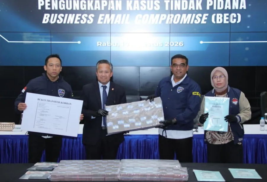 Modus BEC, WNA China Ini Tipu Perusahaan AS Rugi USD 350 Ribu