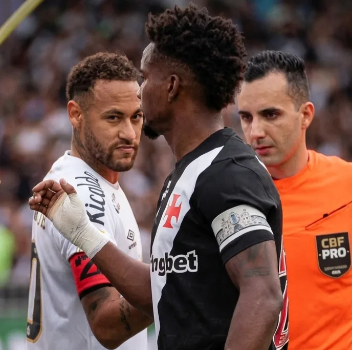 Neymar dan Thiago Mendes Kembali Berseteru, Salaman Dingin Warnai Duel Vasco Da Gama vs Santos