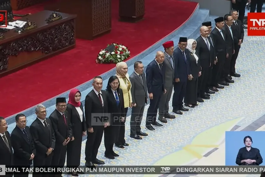 Paripurna DPR Sahkan 14 Hakim Agung Dan Ad Hoc MA