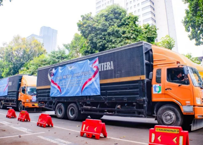 Polda Metro Kirim 12 Truk Bantuan Kemanusiaan Gempa NTT