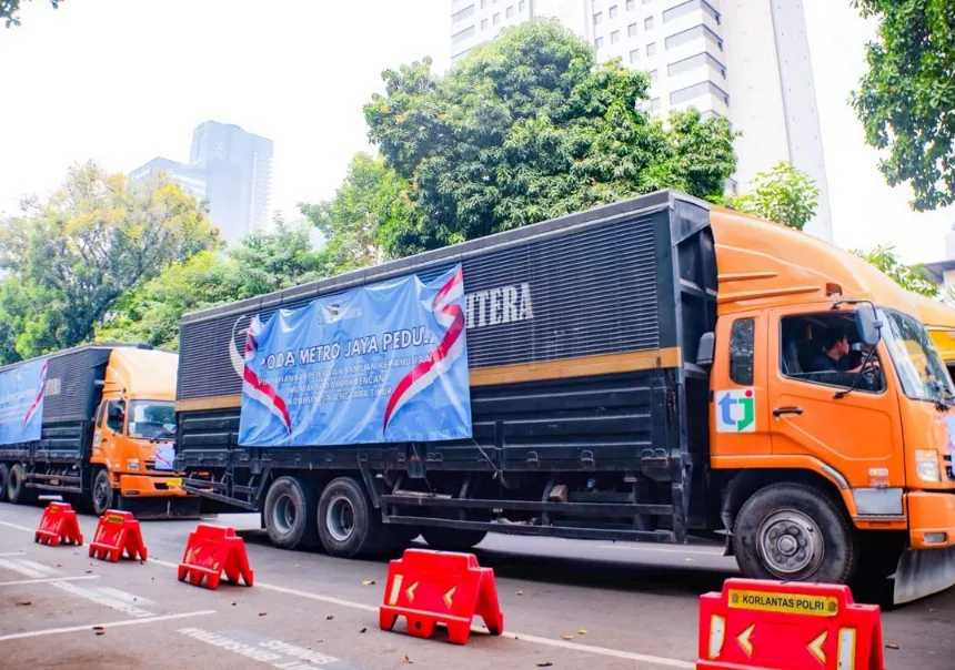 Polda Metro Kirim 12 Truk Bantuan Kemanusiaan Gempa NTT