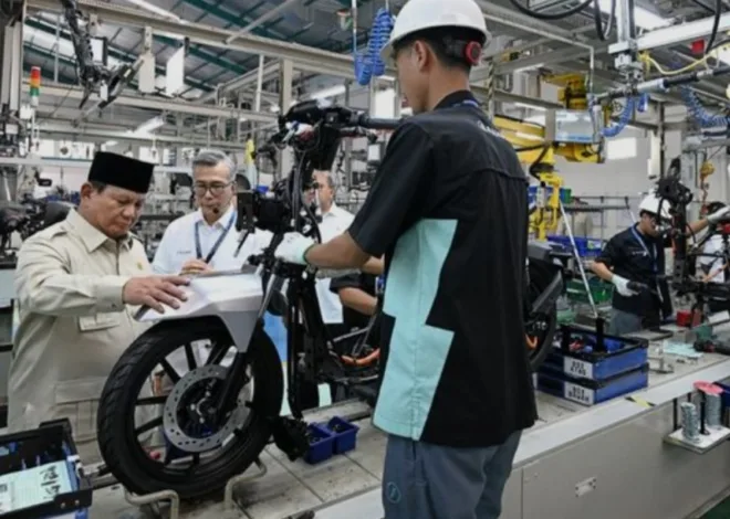 Presiden Prabowo Resmi Luncurkan 20 Ribu Motor Listrik Nasional