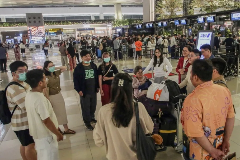 Erupsi Gunung Anak Krakatau, Bandara Soetta Hingga Husein Sastranegara Lanjut Tutup