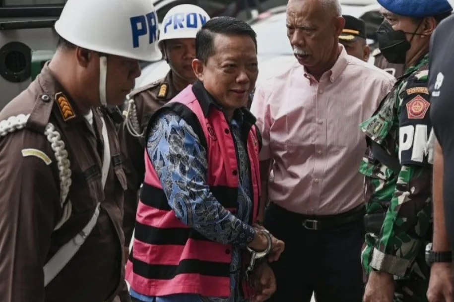 Eks Jampidsus Febrie Adriansyah Diperiksa 7 Jam, Komentar Soal Tan Kian