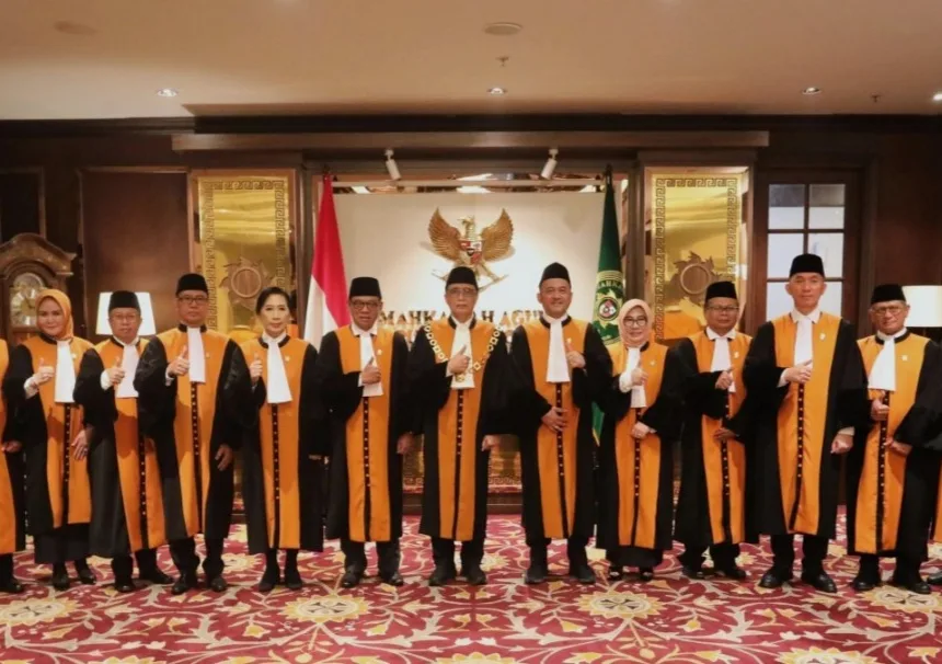 Ketua MA Lantik 11 Hakim Agung dan 3 Hakim Ad Hoc