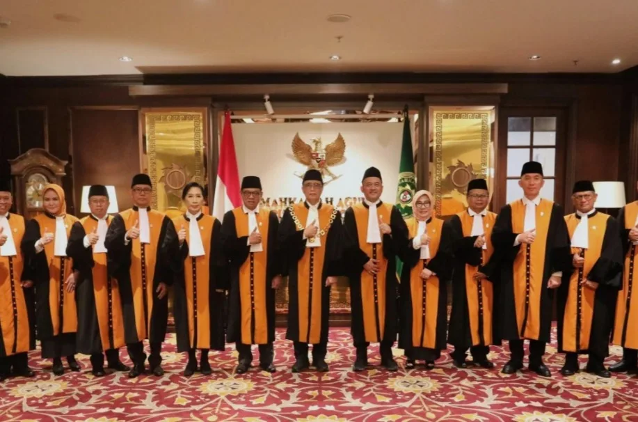 Ketua MA Lantik 11 Hakim Agung dan 3 Hakim Ad Hoc