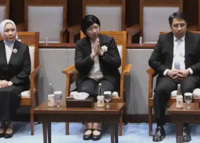 Perempuan Pertama, Paripurna DPR Sahkan Destry Damayanti Gubernur BI
