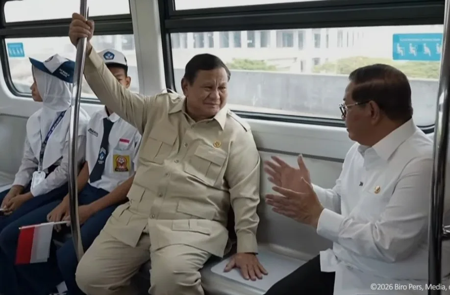 Presiden Prabowo Bareng Pramono Jajal LRT Jakarta Rute Kelapa Gading Ke Manggarai