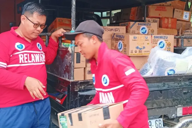 Relawan Alumni IPB Distribusikan Bantuan IPB University Ke 5 Lokasi Di Manggarai Raya NTT