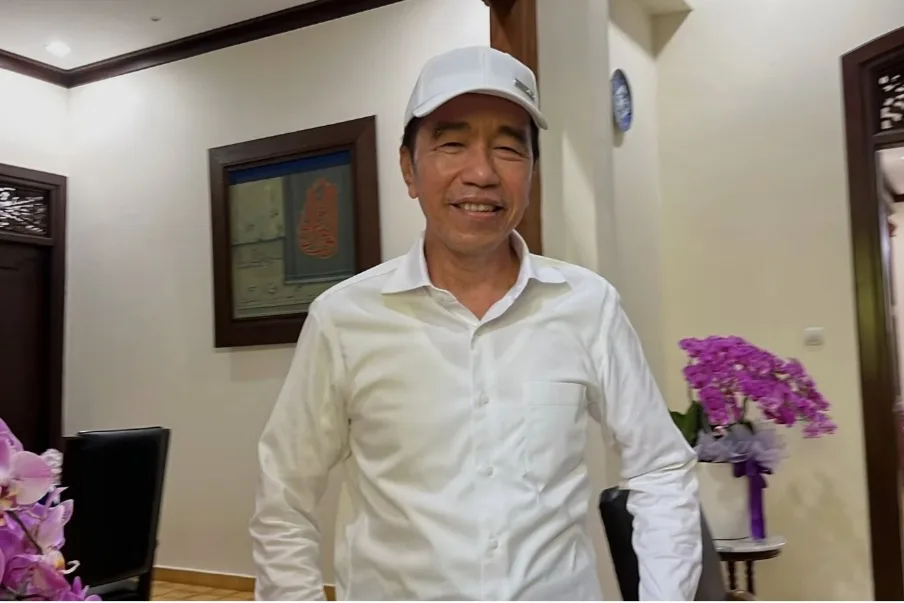 Ijazah Bapak Anak Diributin Mulu, Jokowi Sebut Operasi Politik, Apa Maksud?