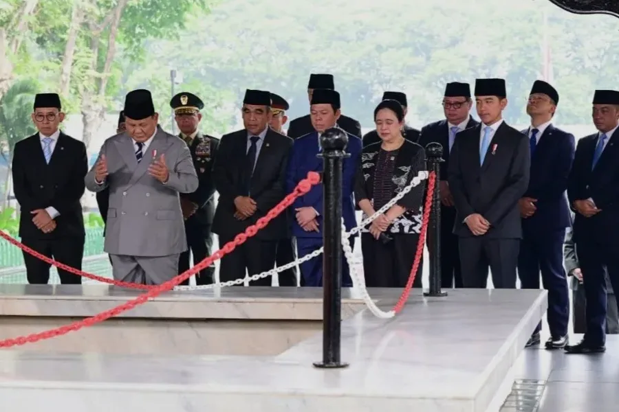 Masih Ditemani Kapolri Listyo Sigit, Presiden Prabowo Pimpin Upacara Hari Kesaktian Pancasila