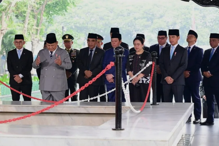 Masih Ditemani Kapolri Listyo Sigit, Presiden Prabowo Pimpin Upacara Hari Kesaktian Pancasila